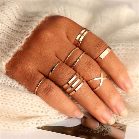 fashionable rings for women